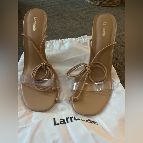 Larroude Gloria Heel - Picture 6 of 6